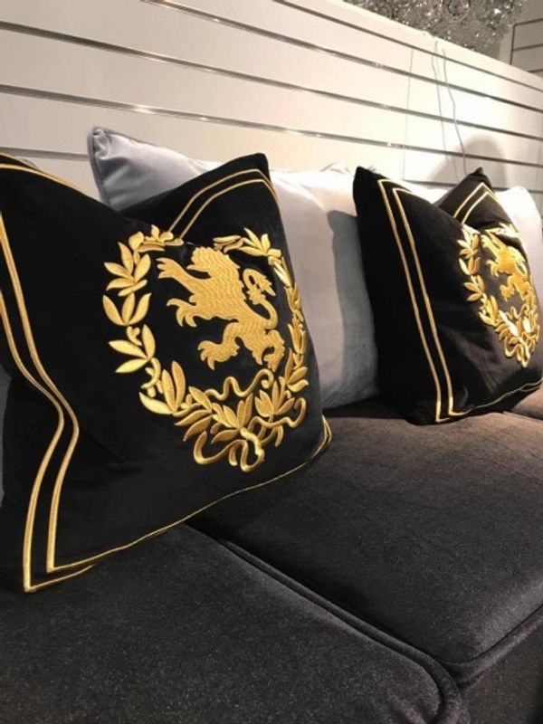 Lion velour pute