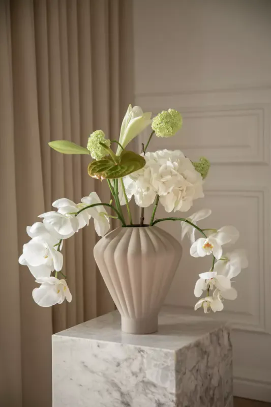 Evelyn Ceramic Vase Sand